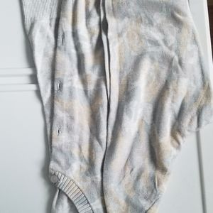 Gap cardigan size XL